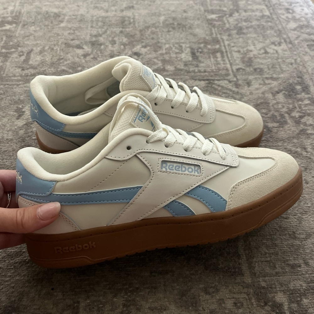 Reebok Cream and Blue Retro Sneakers with Gum Sole